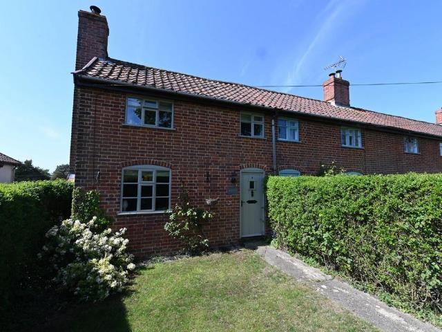 House for sale in Eastbridge, Suffolk