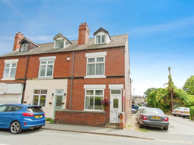 House for sale in Ackworth Moor Top, West Yorkshire