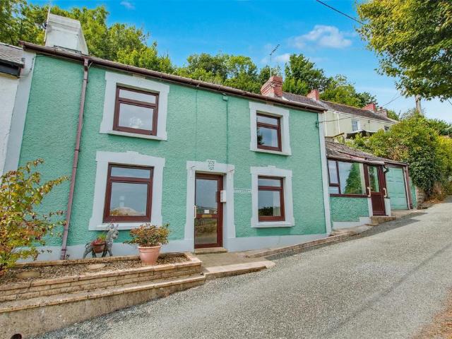 House for sale in St Dogmaels, Wales