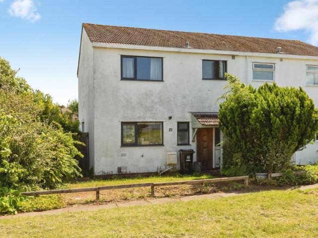 House for sale in Feckenham, City Of Bristol