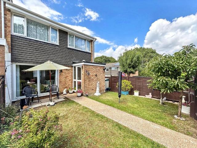 House for sale in Sidley, Heathlands