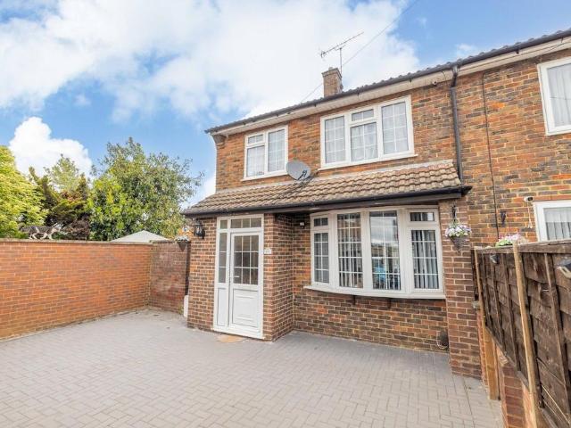 House for sale in Slough