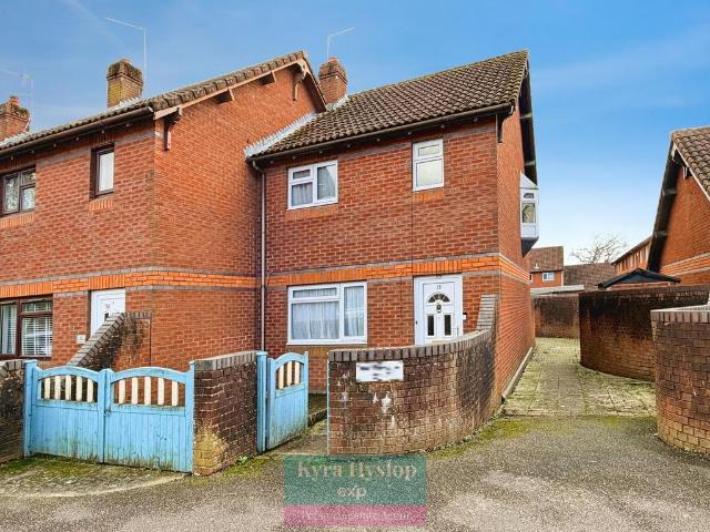 House for sale in Watergate, Devon
