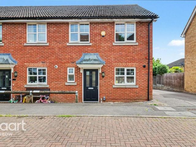 House for sale in Northwood, Greater London