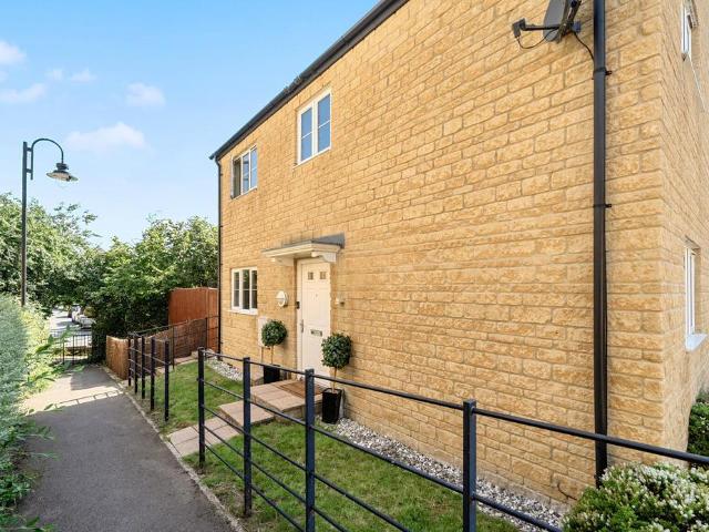 House for sale in Pamington, Gloucestershire
