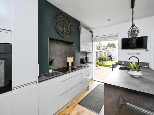 House for sale in Dalestorth, East Midlands