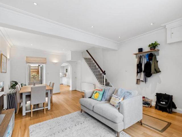House for sale in Fulham, Greater London