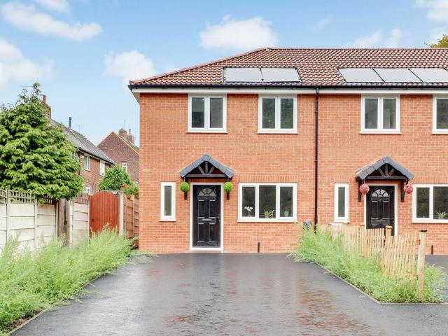 House for sale in Moorgreen, Attenborough