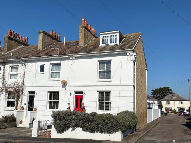 House for sale in Anglesey, Middlecroft