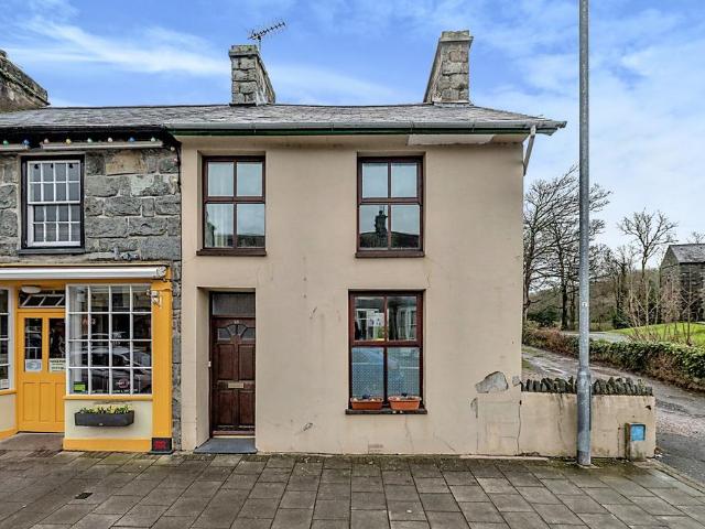 House for sale in Porthmadog, Tremadog