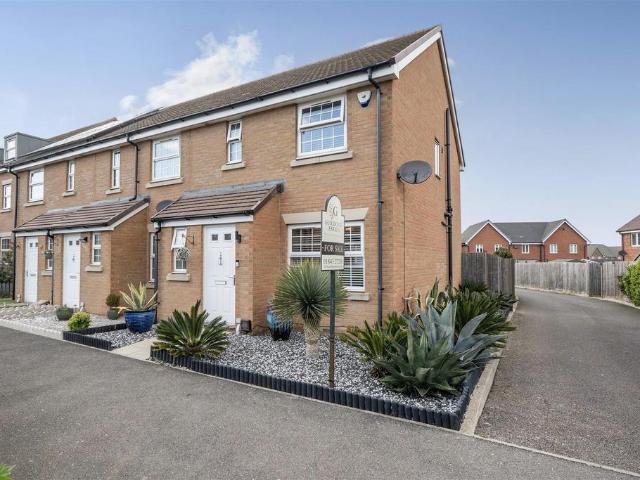 House for sale in Westwood, Acol