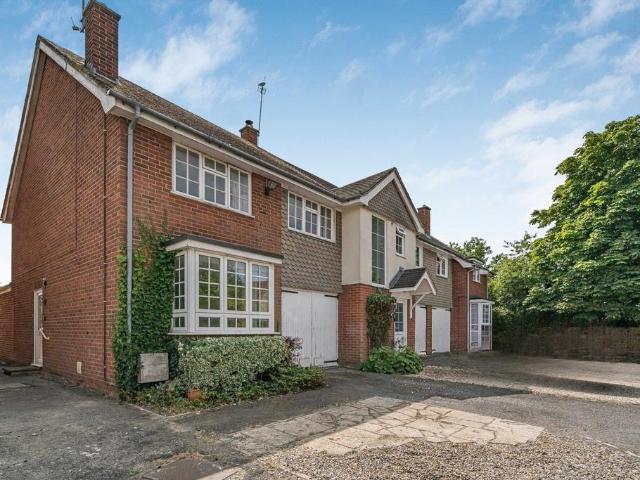 House for sale in Berrick Salome, Oxfordshire