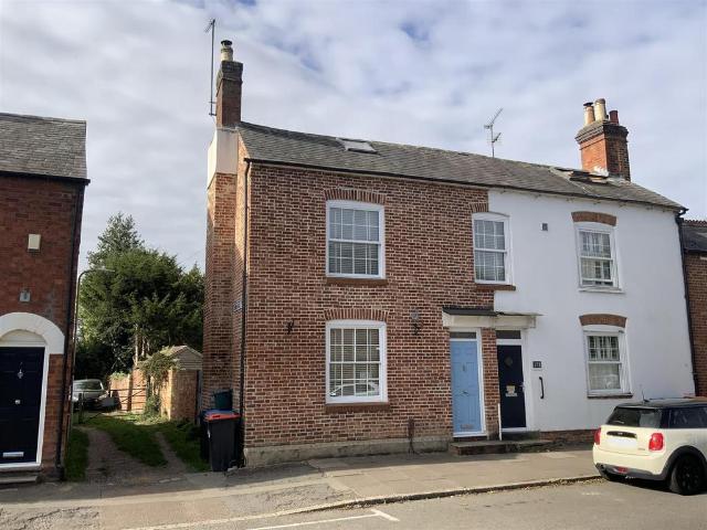 House for sale in Calverton End, Milton Keynes