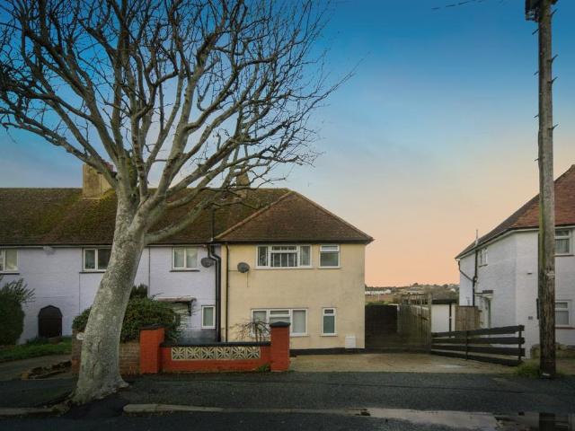 House for sale in St Anthony's Hill, Eastbourne