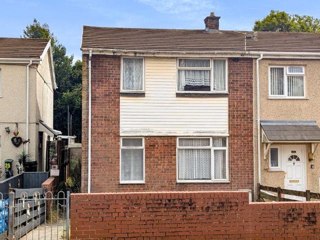 House for sale in Pembrey and Burry Port Town, Wales