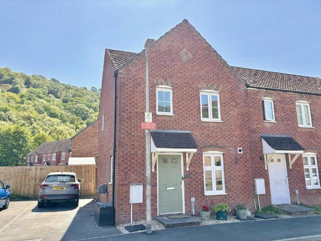 House for sale in Ystalyfera