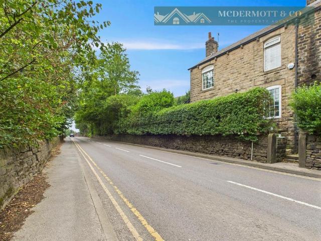 House for sale in Saddleworth, Pendock