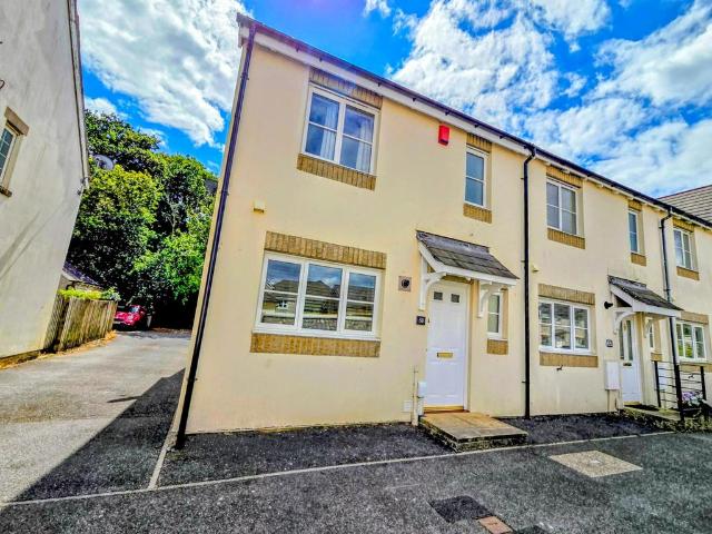 House for sale in Mount Wise