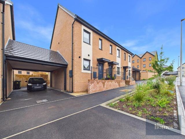 House for sale in Falcon Lodge, Wales