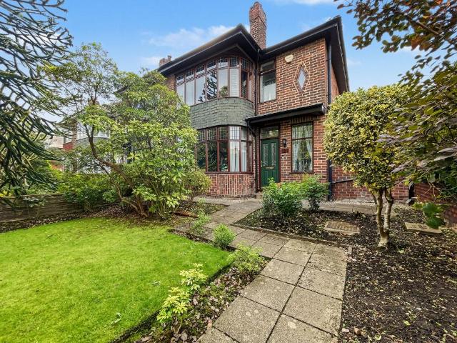 House for sale in Whitefield, Bury