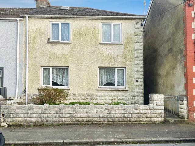 House for sale in Kenfig Hill, Wales