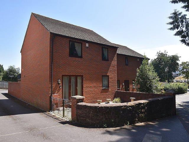 House for sale in Watergate, Devon