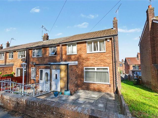 House for sale in Churwell, Leeds