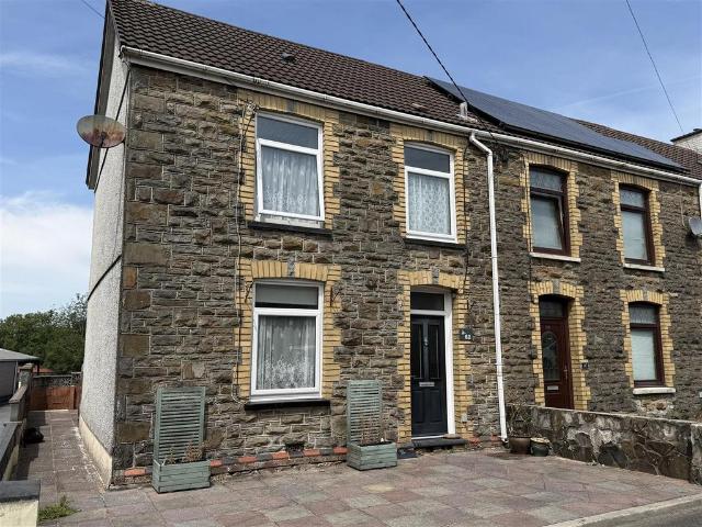 House for sale in Llannon, Tumble