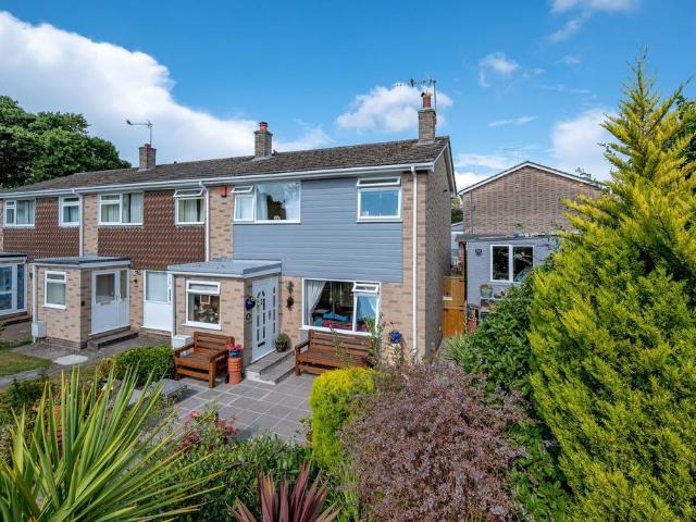 House for sale in Saltash, Cornwall