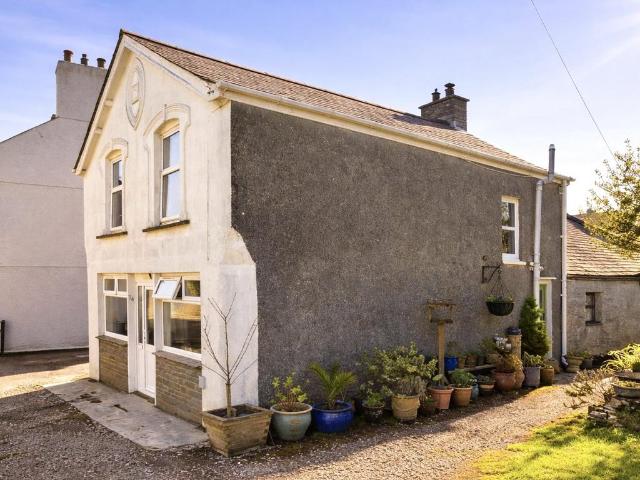 House for sale in Delabole, Cornwall