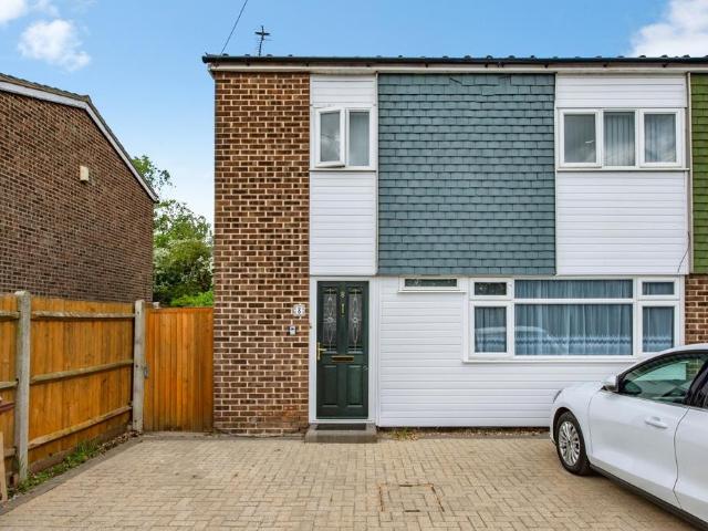 House for sale in South Ockendon, Essex