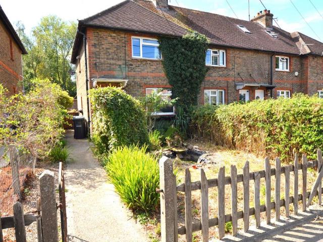 House for sale in Perryfields, West Sussex