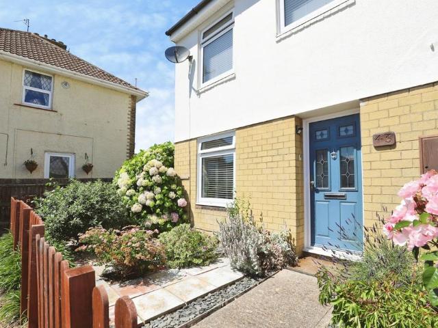 House for sale in Oad Street, Kent