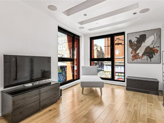 House for sale in Spitalfields, Whitechapel