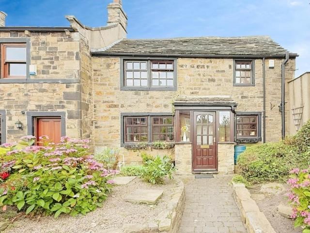 House for sale in Fulneck, West Yorkshire