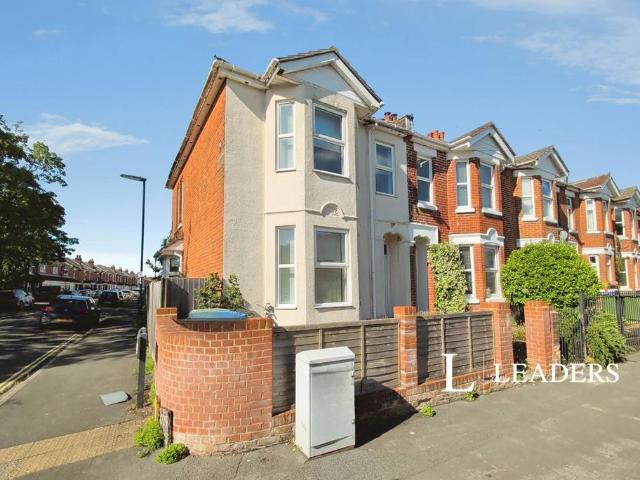 House for sale in Shirley Park, Southampton