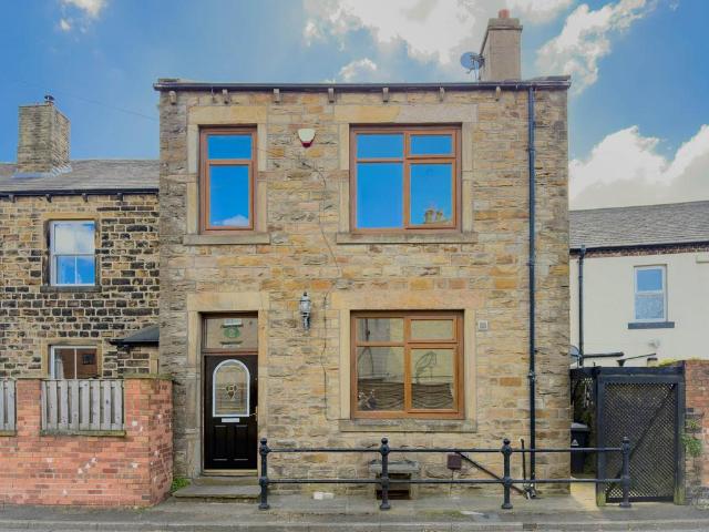 House for sale in Firthcliffe, Gomersal