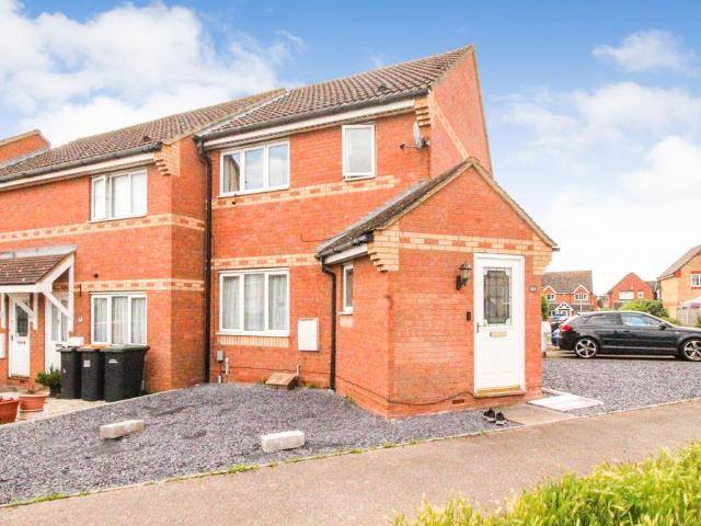 House for sale in Harrowden, Bedford