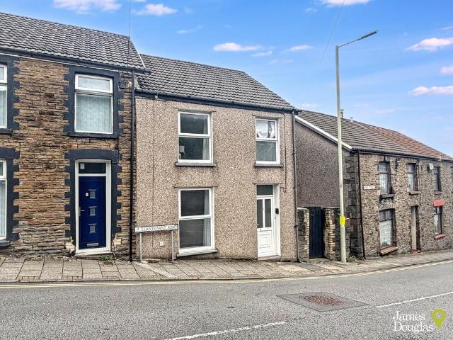 House for sale in Pen-y-coedcae, Pontypridd