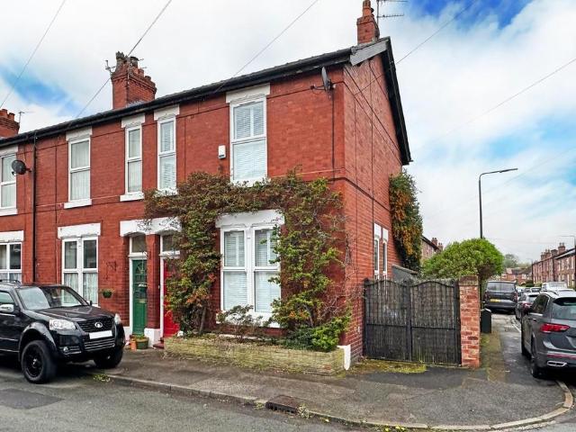 House for sale in Timperley, Trafford Park