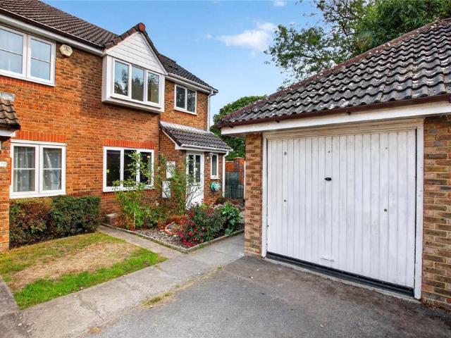 House for sale in Temple Park, Binfield