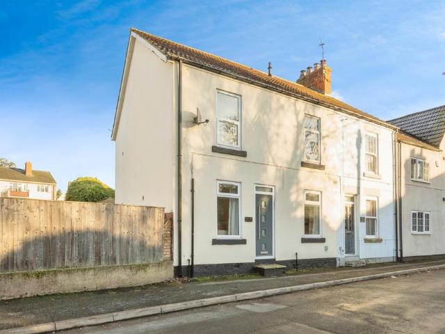 House for sale in Thorne, South Yorkshire