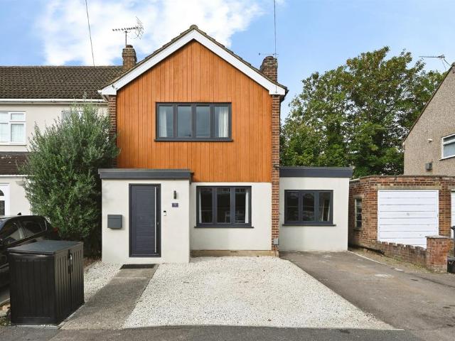 House for sale in Wormley, Broxbourne