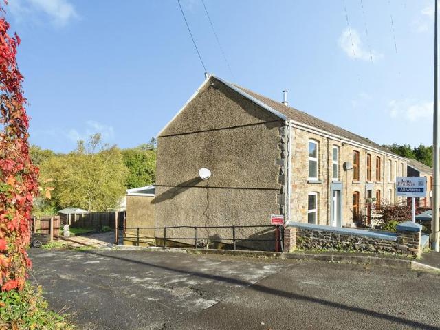 House for sale in Llanedi, Tycroes
