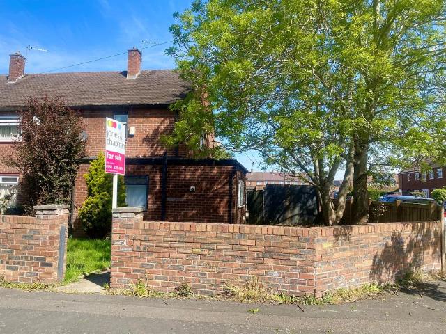 House for sale in Rossmore, Cheshire