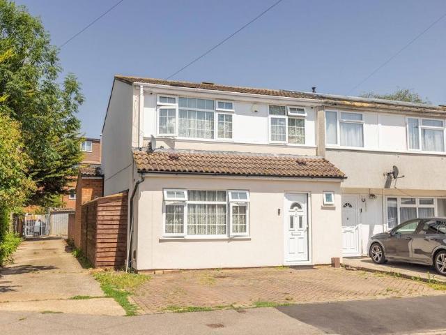 House for sale in Slough