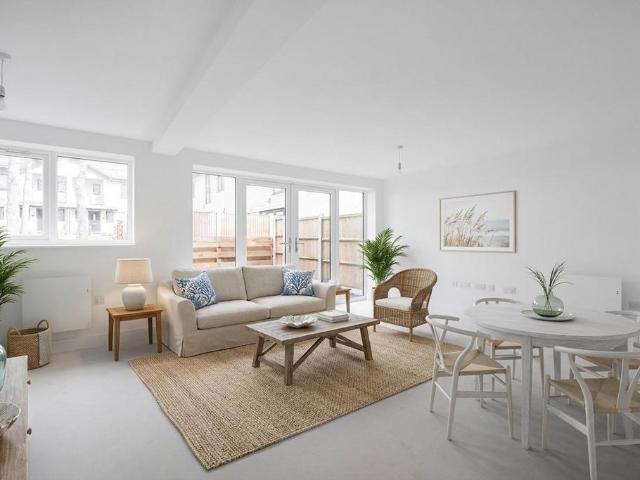 House for sale in Stokesby, Norfolk