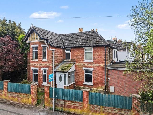 House for sale in Parkstone, Poole