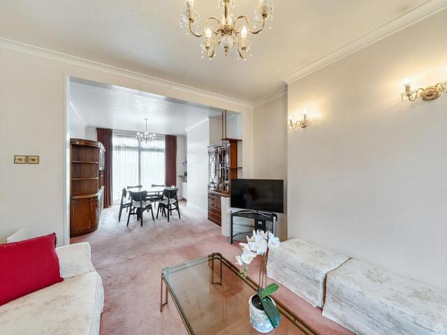 House for sale in Kingsbury, Greater London