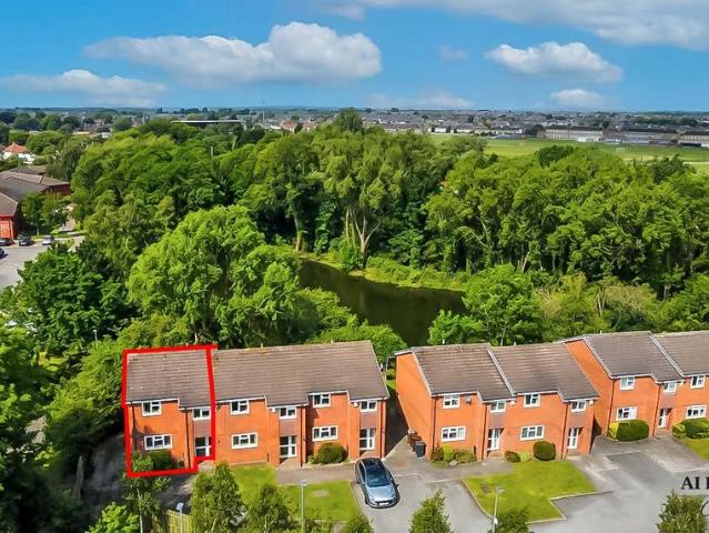 House for sale in Blowick, Southport